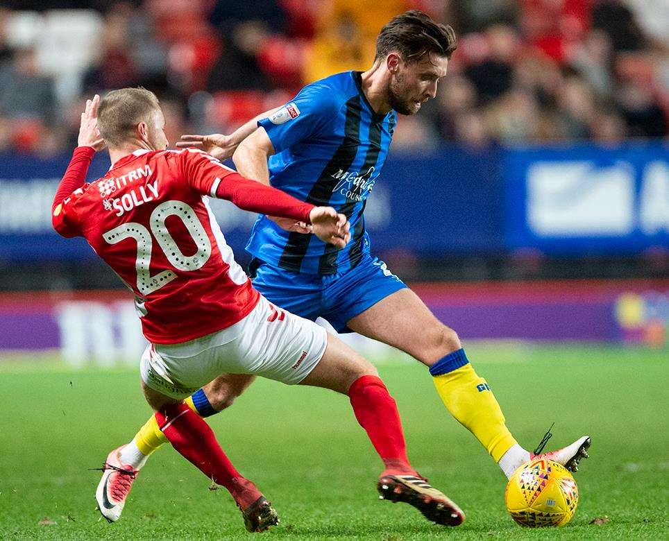 Charlton v Gillingham match action Picture: Ady Kerry (6191840)