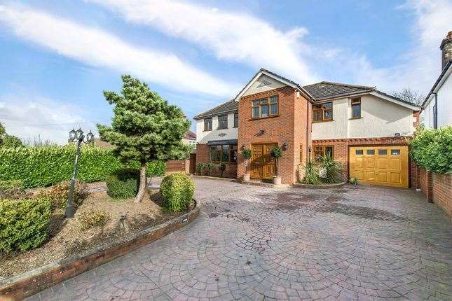 Gravesend's most expensive house for sale - a six-bed in Valley Drive. Picture: Zoopla / Robinson, Michael & Jackson