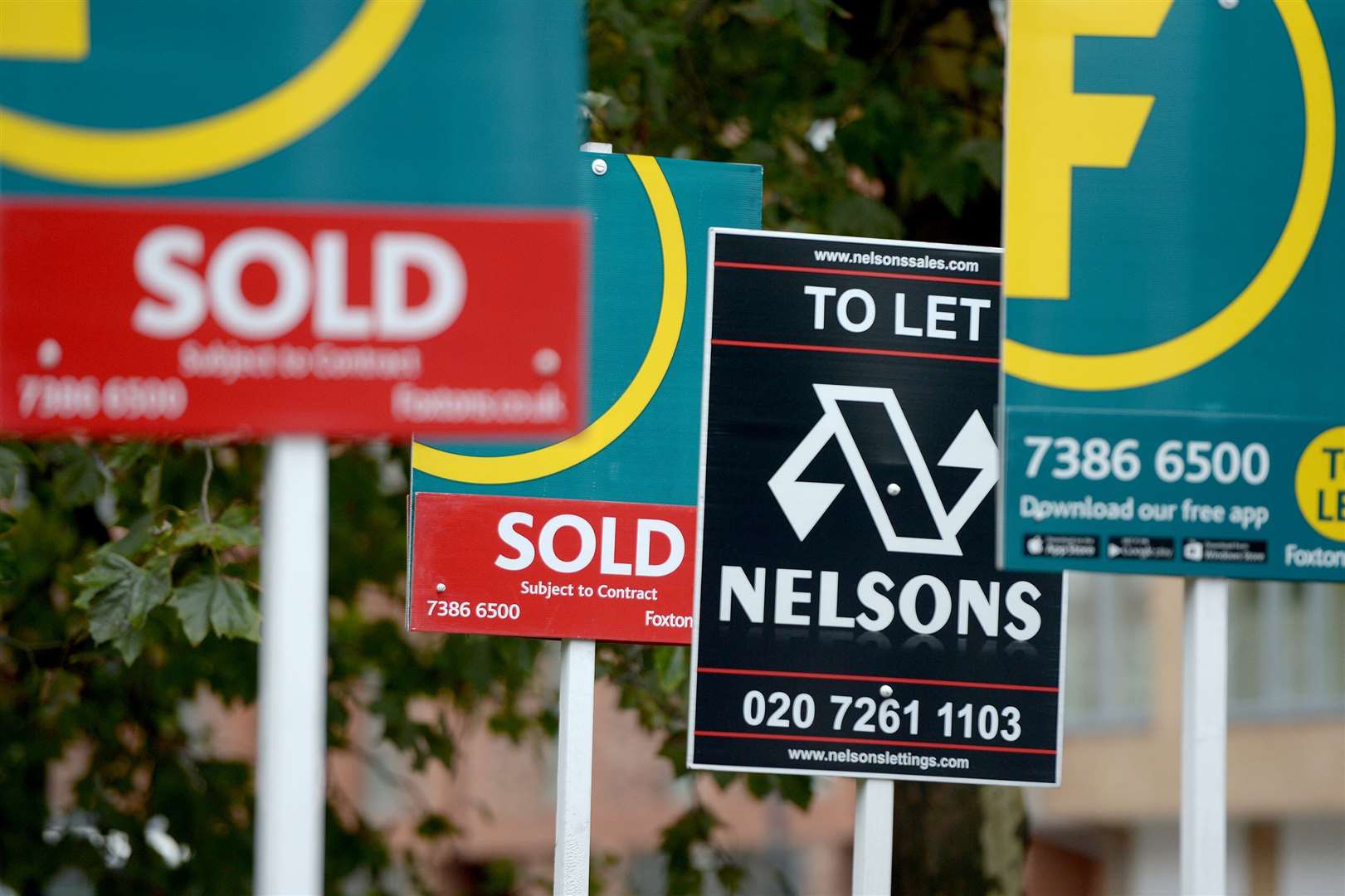 Housing market ‘is reviving’ amid growth in house prices and mortgage approvals