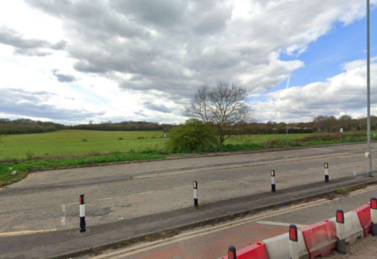 Lorry Park Approved Near M26 Despite Green Belt Concerns in Wrotham Heath