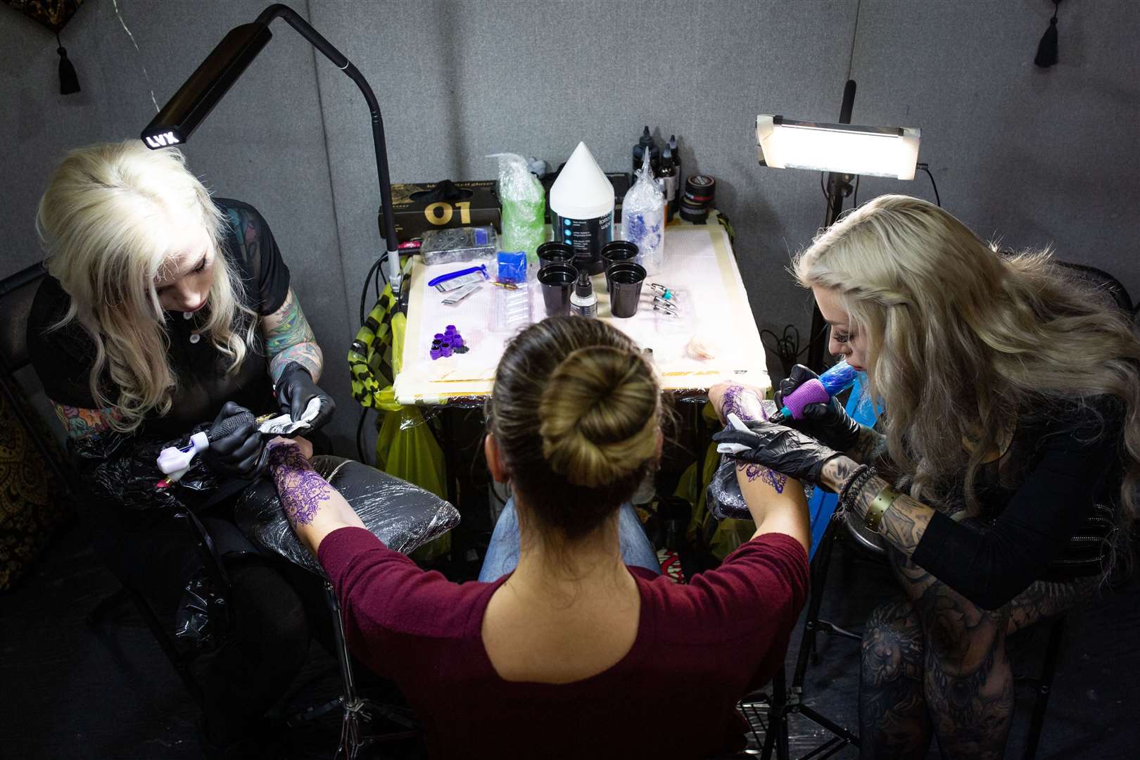 Tattoo parlours must remain closed (Aaron Chown/PA)