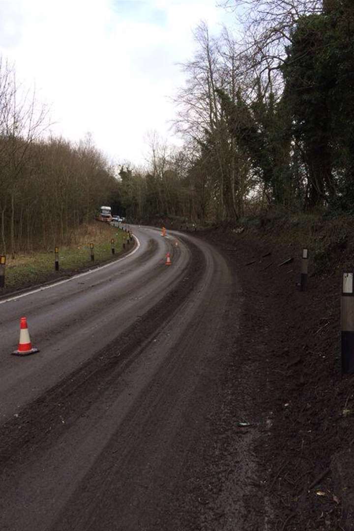 A249 Detling Hill delays after mud in the road