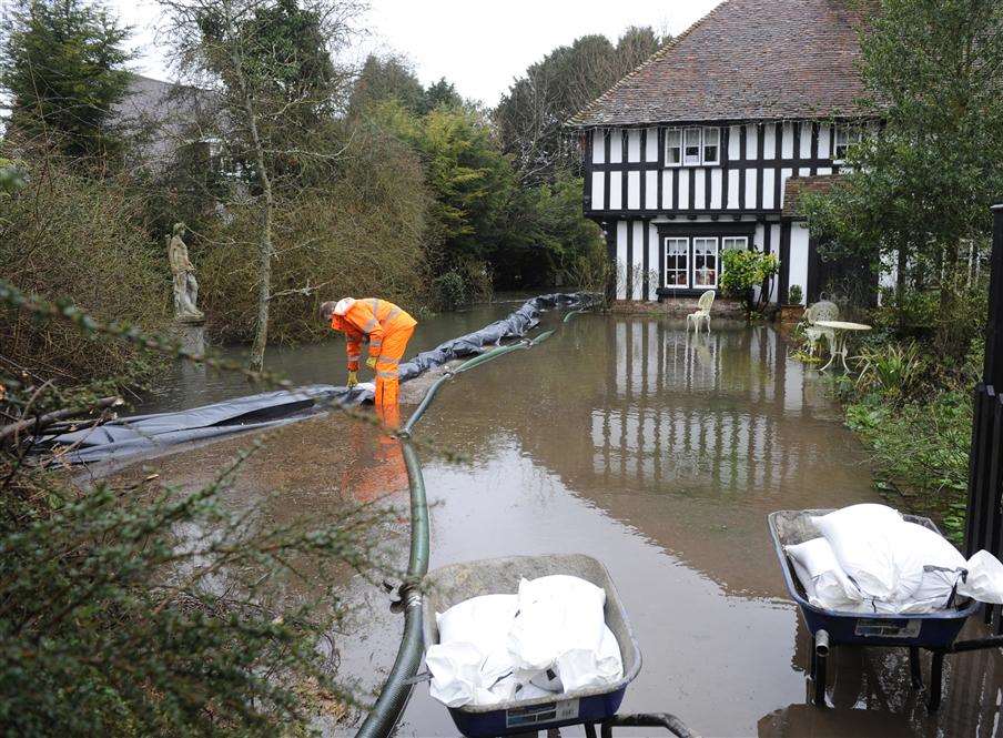 Environment Agency Issues Dozen Flood Warnings For Kent Amid More Severe Weather As Homes Submerged 4485