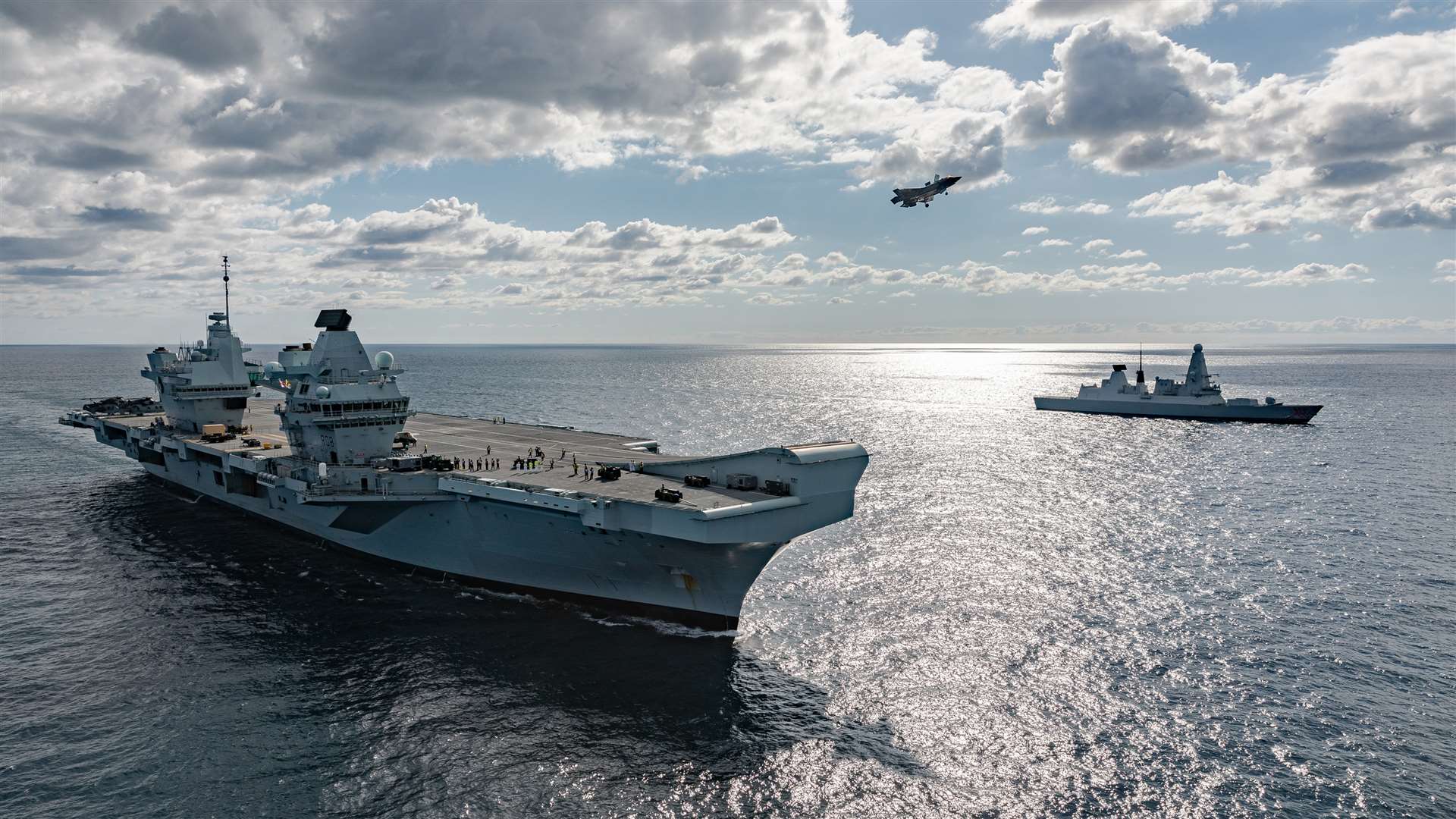 The Queen Elizabeth is sailing for a period of sea training and carrier training around the south coast (LPhot Daniel Shepherd/MoD Crown Copyright)