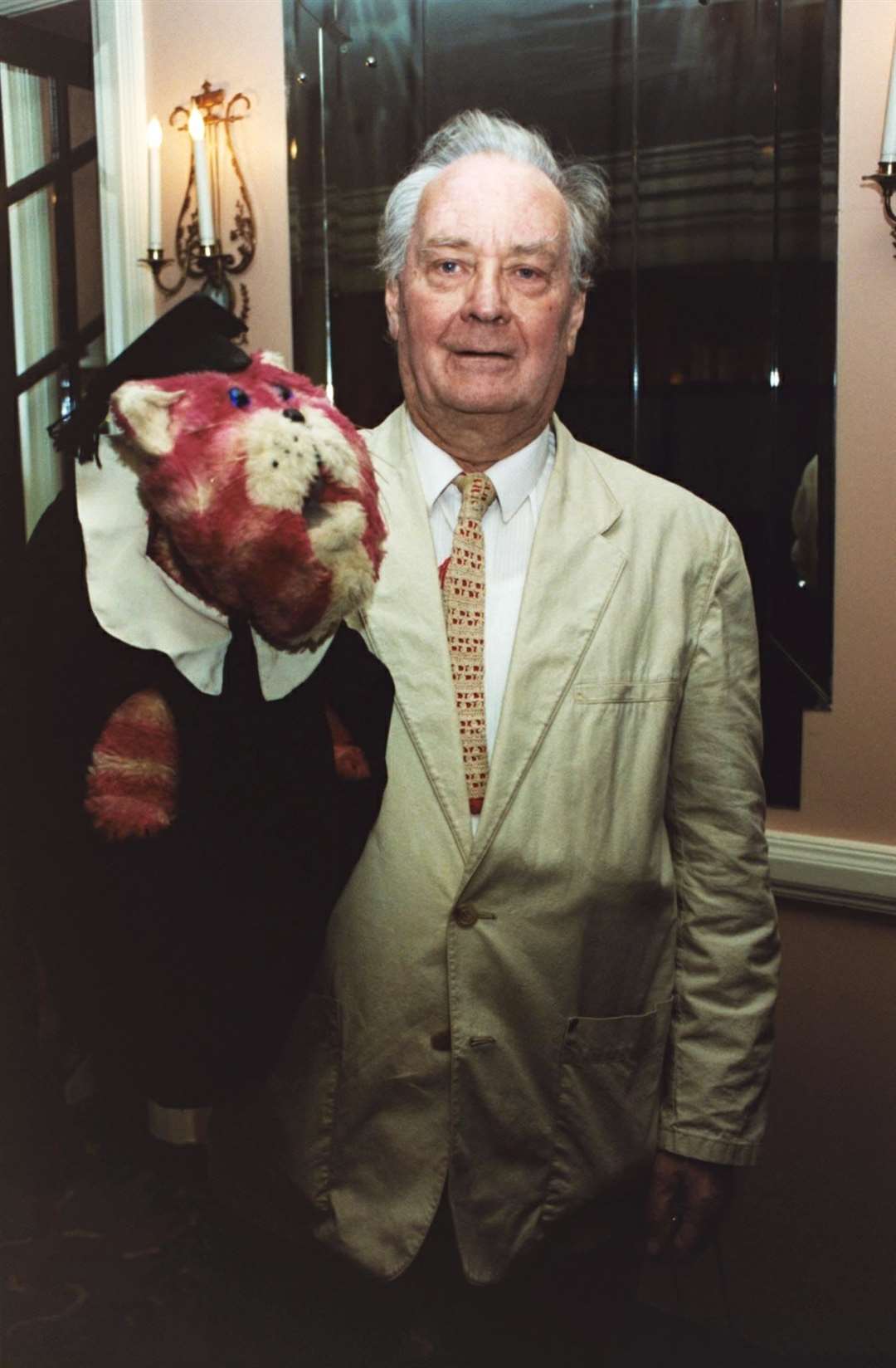 Oliver Postgate with Bagpuss (William Conran/PA)