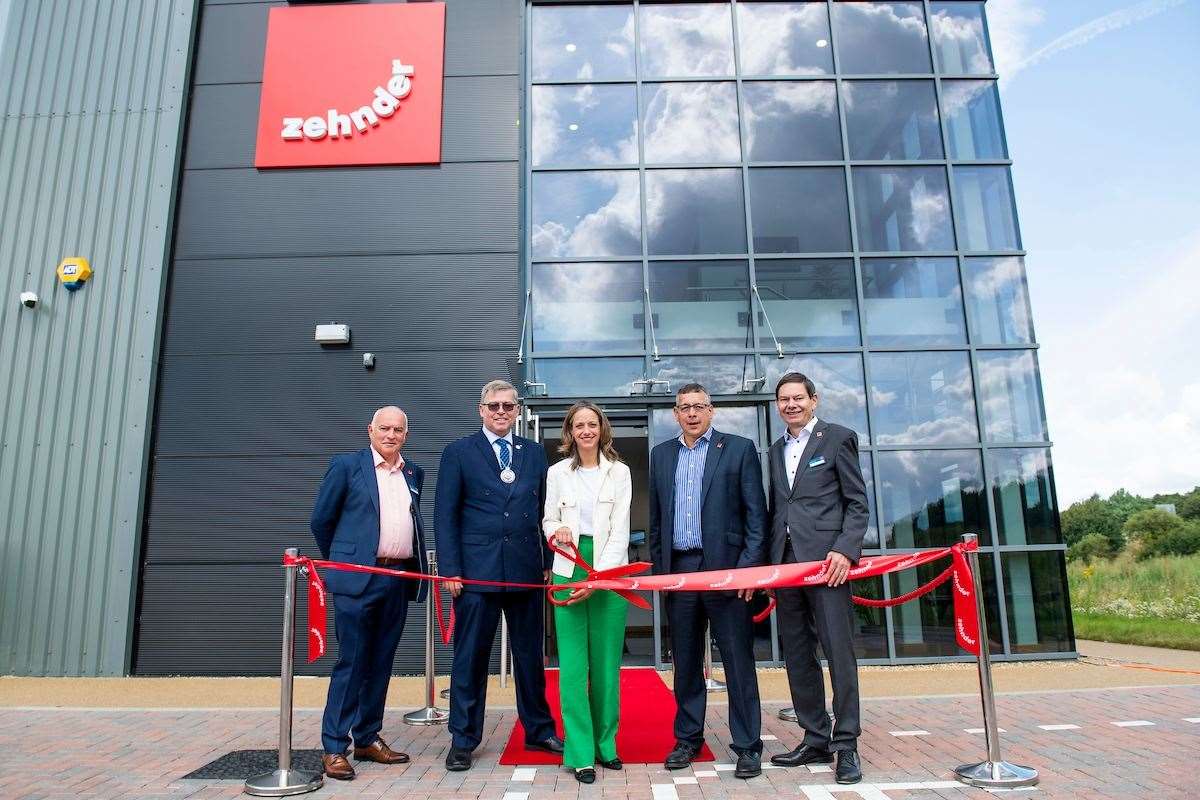 Helen Whately cuts the ribbon