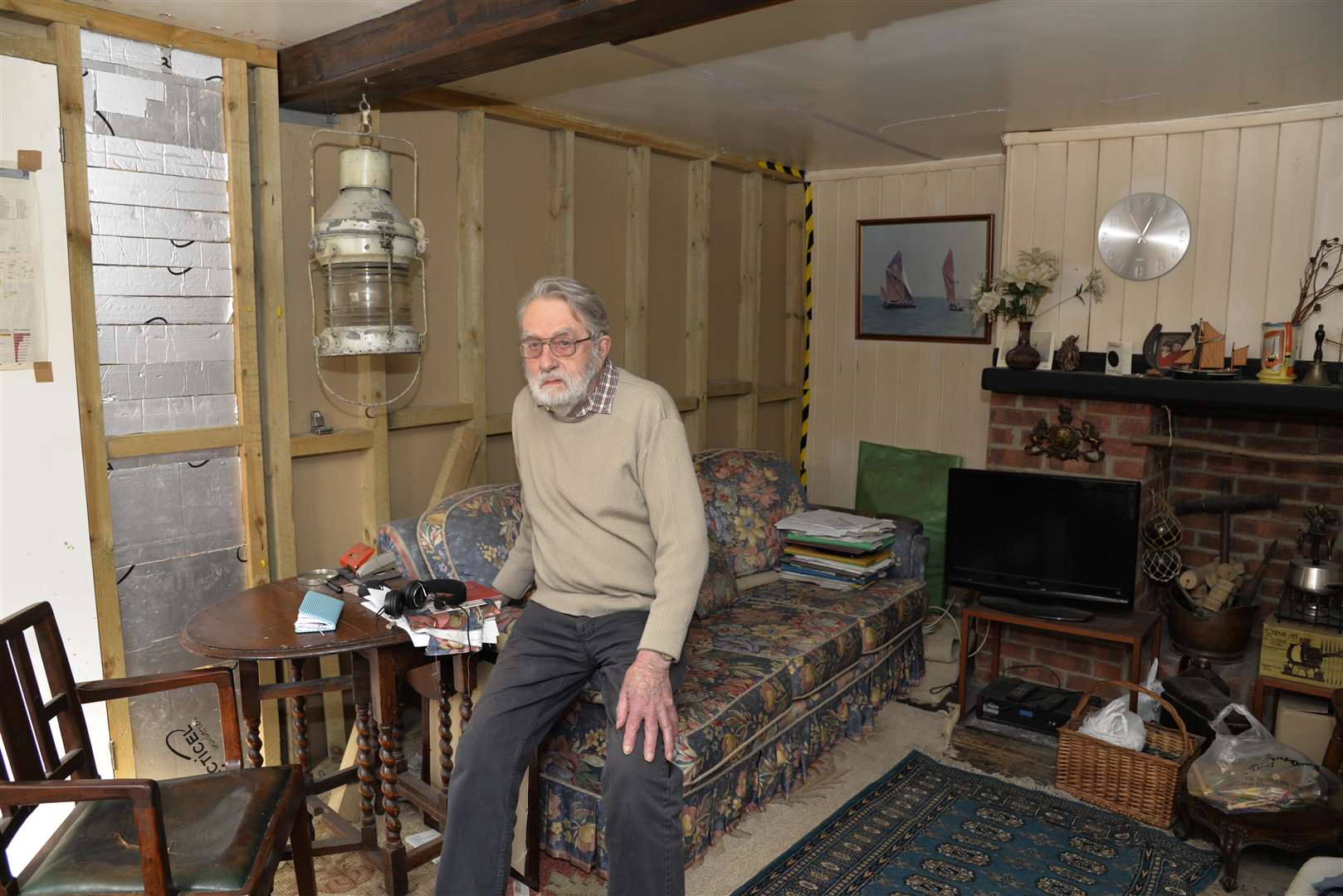 Whitstable Pensioner Derrick Bensted Selling Stag Cottage In Sea