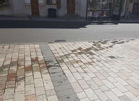 Water is pouring onto the High Street