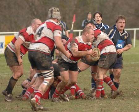 Maidstone in possession against Tunbridge Wells