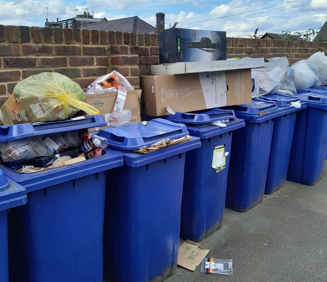 The recycling bins at Clarity Mews in London Road, Sittingbourne, were overflowing. Picture: Vincle Kindlin