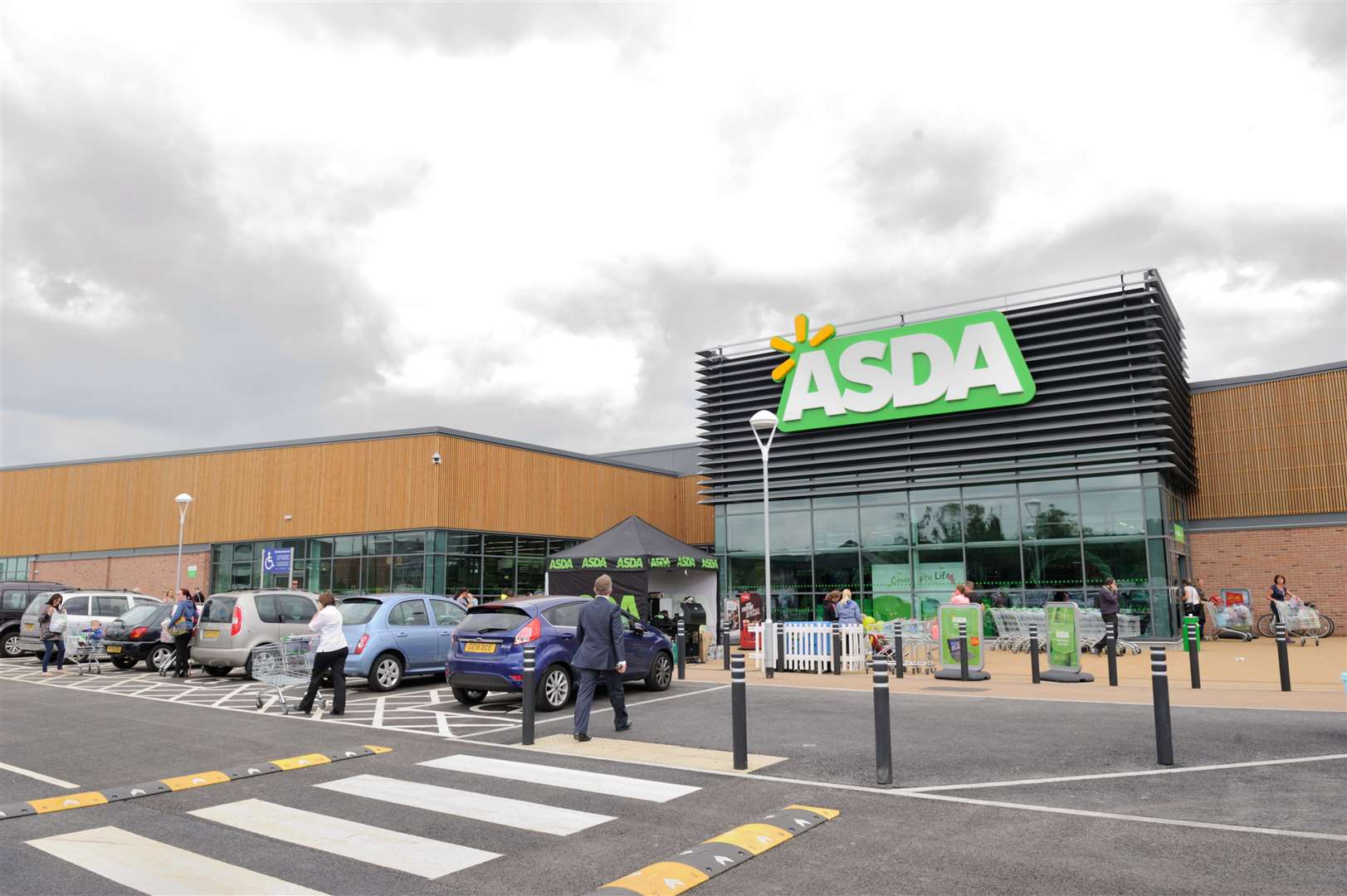 Asda at Gillingham Pier