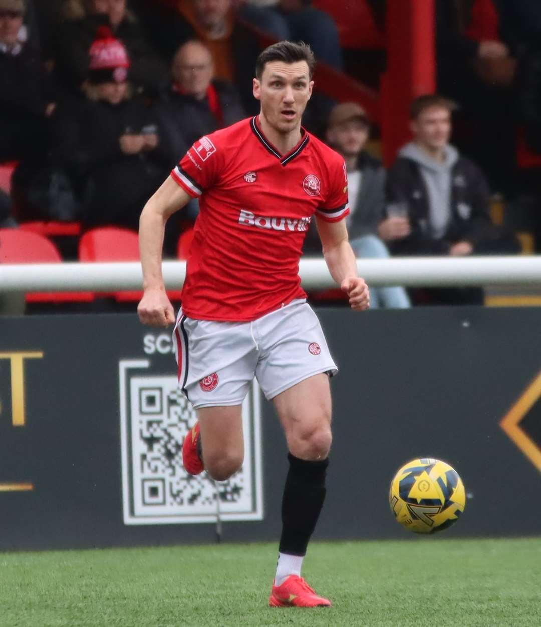 Simon Cooper - was dismissed in the first half of their midweek home 1-0 Isthmian Premier defeat against Hashtag United. Picture: Max English (@max_ePhotos)