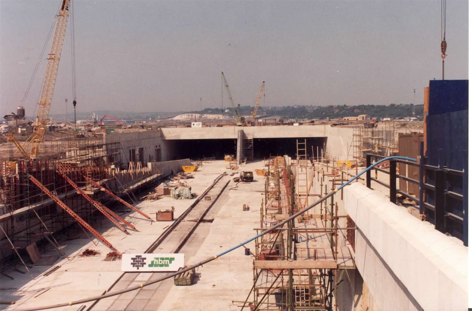 Medway Tunnel under construction