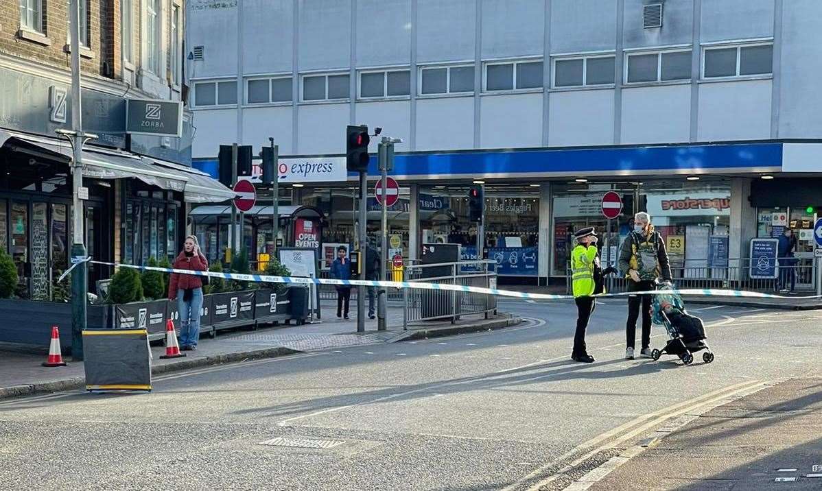 The police cordon in Upper Grosvenor Road, Tunbridge Wells, after Rodriguez stabbed his victim