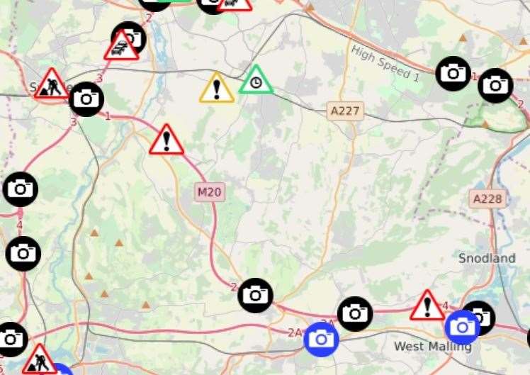 Crash and broken down vehicle on M20 this morning. Picture: Kent Highways