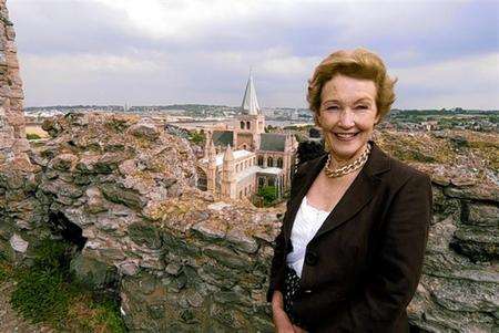 Amanda Cottrell at Rochester Castle