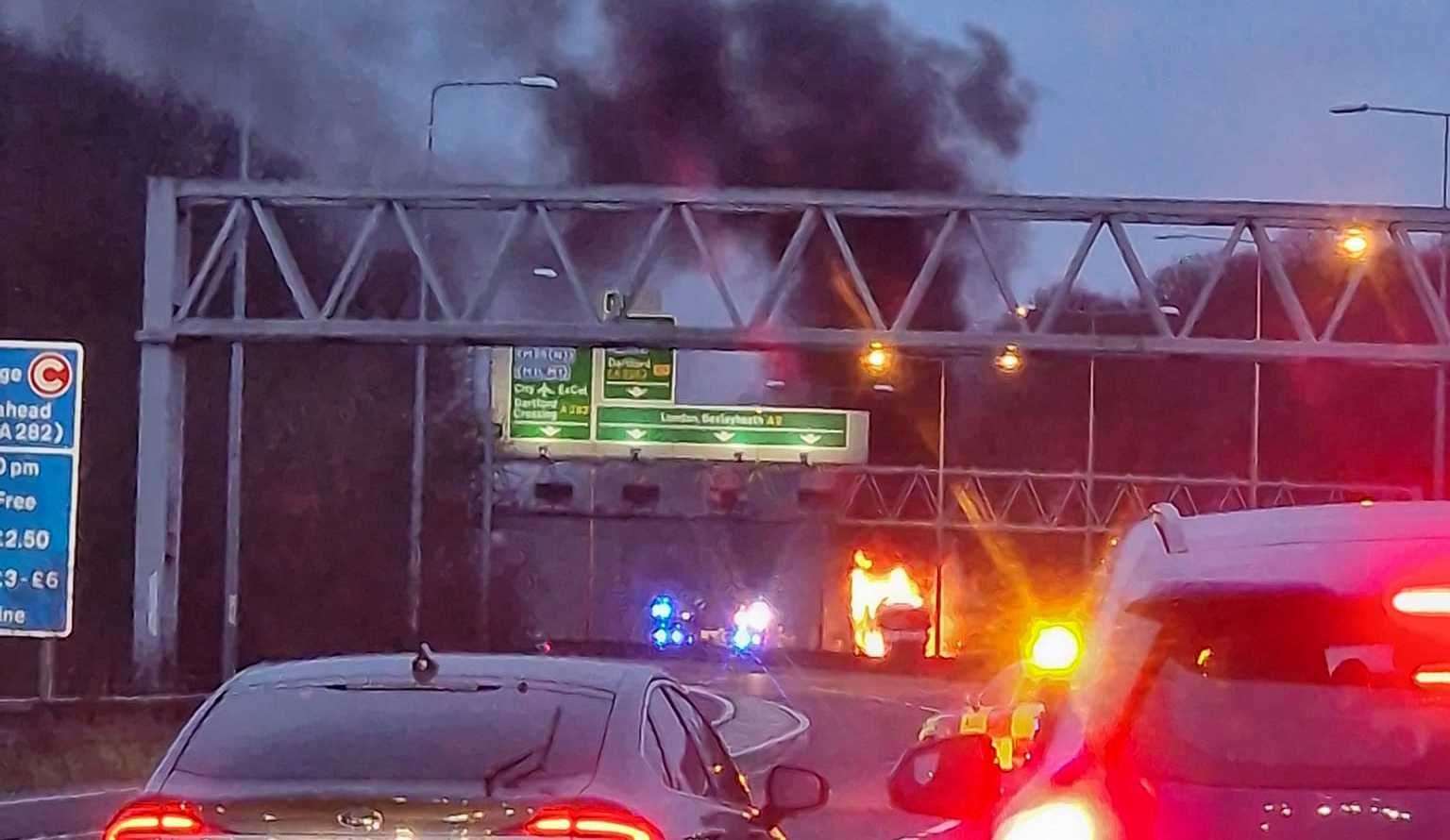 Huge queues as A2 partially closed between the M25 A282 and B255