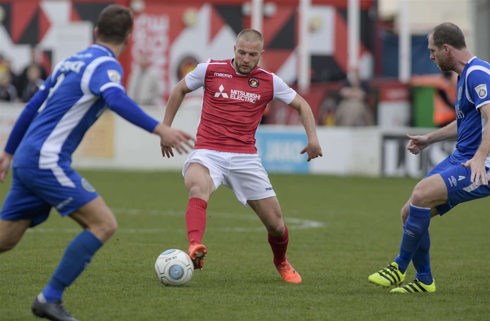 Luke Coulson looks for a way through. Picture: Andy Payton