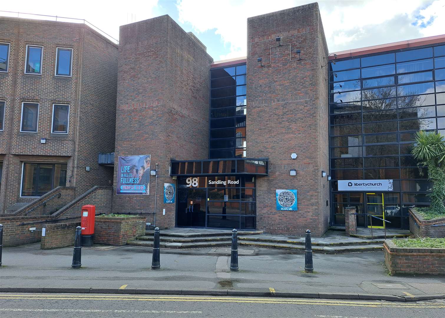 The existing redundant Royal Mail Sorting Office