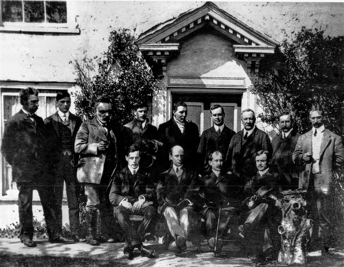 Perhaps the most famous aviation picture ever - a who's who of aviation pioneers taken on the Isle of Sheppey in 1909.