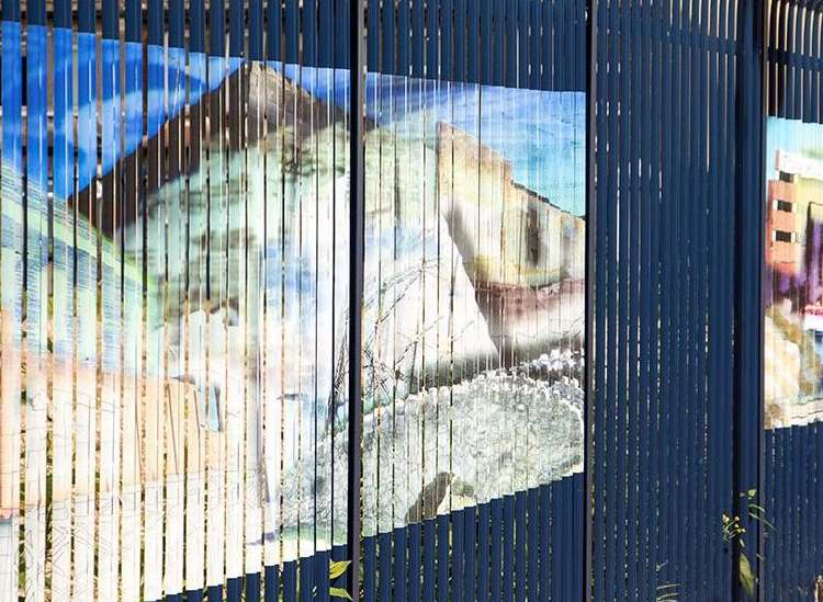 Lenticular artwork has been installed in Hythe Street.