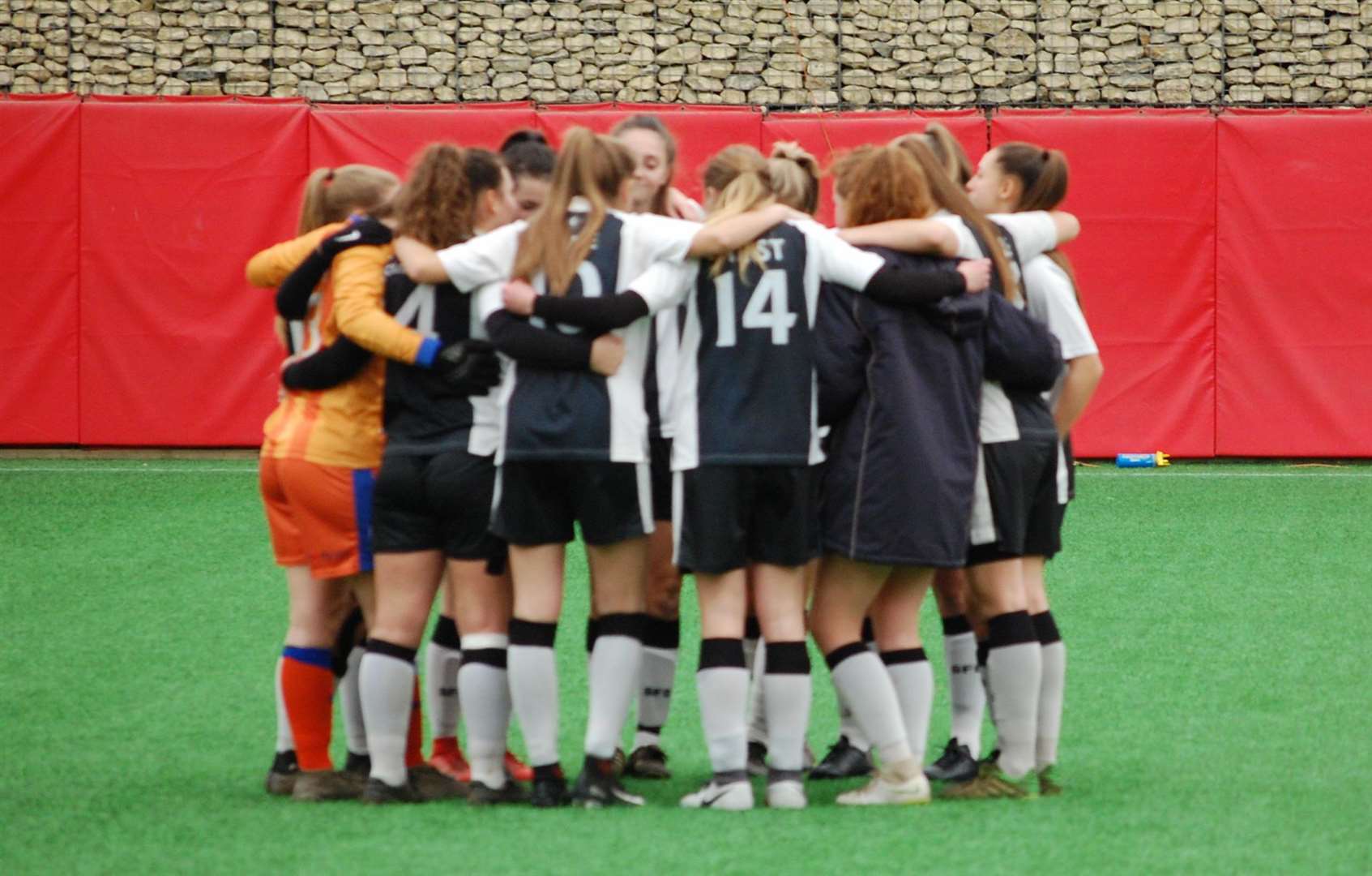 Gillingham Girls academy in action at Sunderland (7000873)