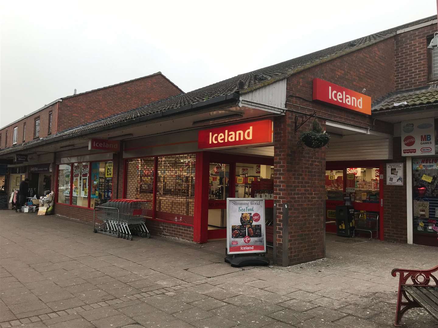 Poundland Opens At Empty Iceland Shop In Rainham Shopping Precinct On 