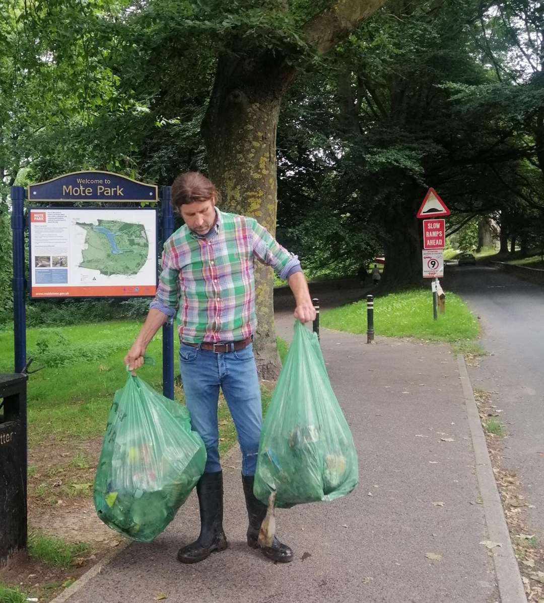 Tony Harwood with the waste he collected from the Len reserve