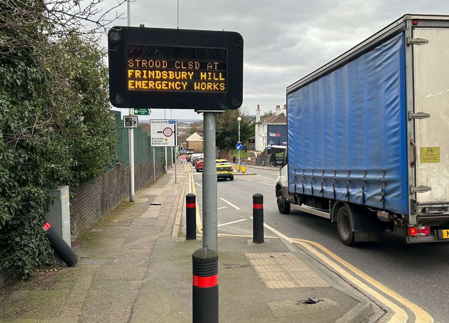 Banks Road and Station Road in Strood shut for SGN gas works