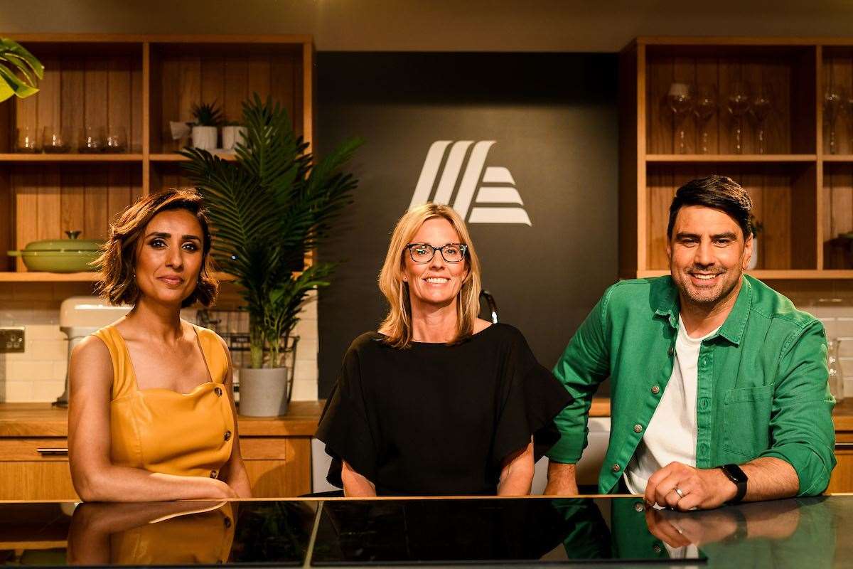 Julie Ashfield from Aldi with the judges Rita Rani and Chris Bavin. Picture: Aldi