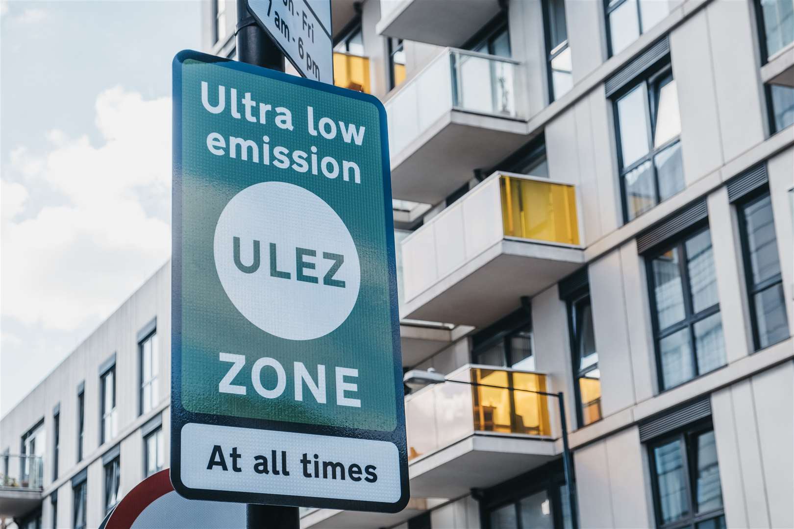 Signs indicating Ultra Low Emission Zone (ULEZ) on a street in London, UK. (62742761)