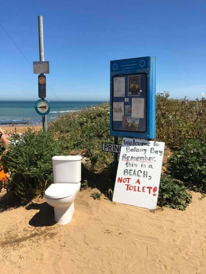 An art installation was put next to Botany Bay by Friends of Botany Bay and Kingsgate urging people not to use the beach as a toilet.