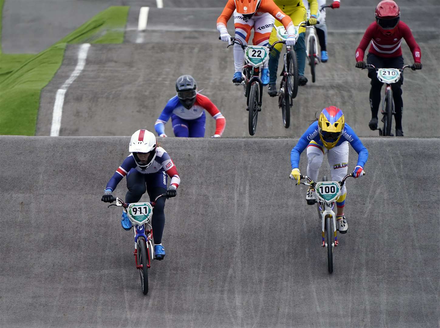 Beth Shriever holds on to take gold (Danny Lawson/PA)