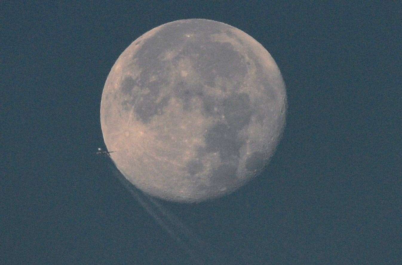 The Society for Popular Astronomy said the coming week will be a great time to see craters on the Moon (Anthony Devlin/PA)