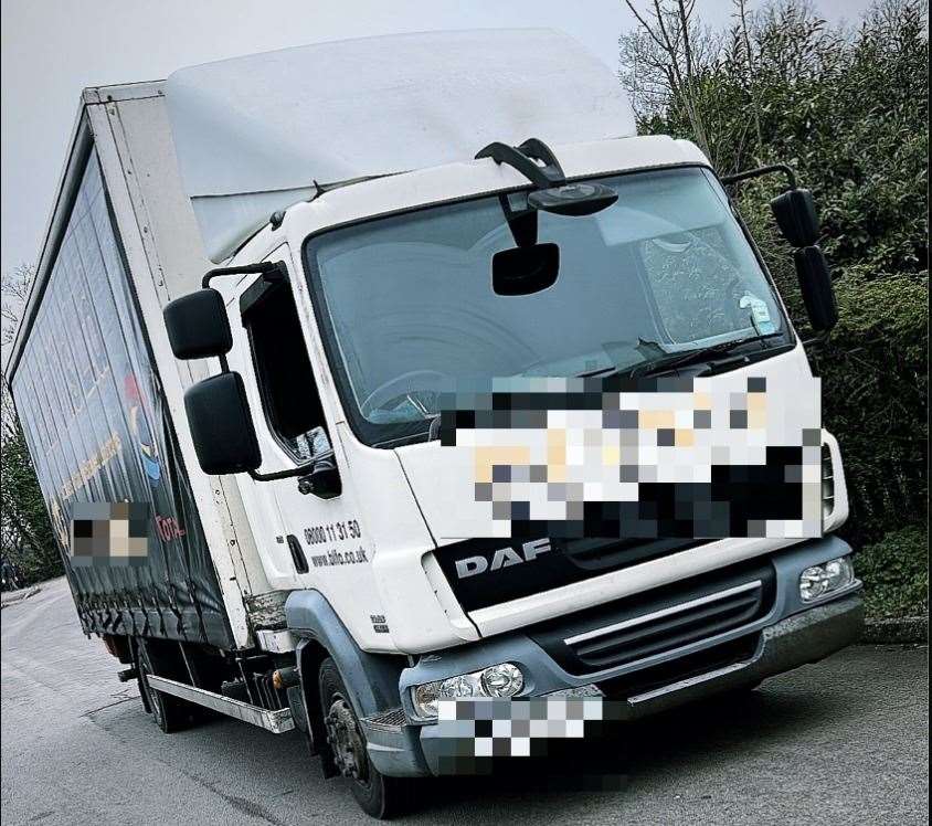 The lorry driver was stopped at the scene. Picture:@KentPoliceRoads/Twitter