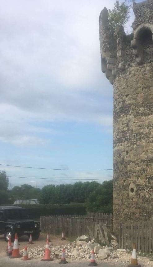 Debris next to the turret of Cooling Castle