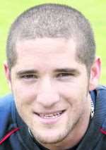 South African seamer Wayne Parnell is in the Kent squad to play Essex at Chelmsford