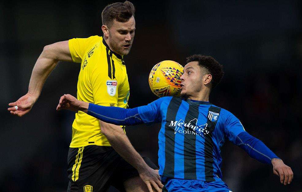 Burton Albion v Gillingham action Picture: Ady Kerry (6470518)