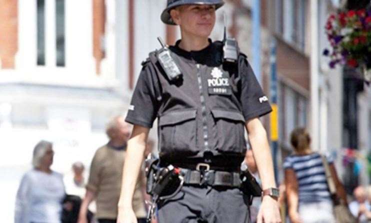 Kent Police stock image of constable on the beat (9523473)