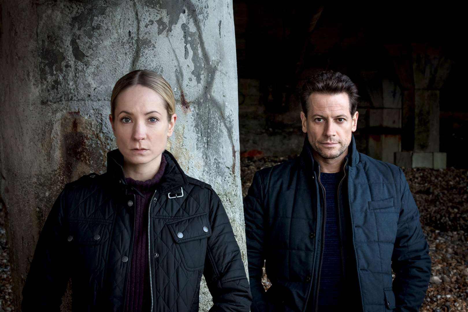 ITV drama Liar was filmed in Deal. Joanne Froggatt and Ioan Gruffudd beneath Deal Pier