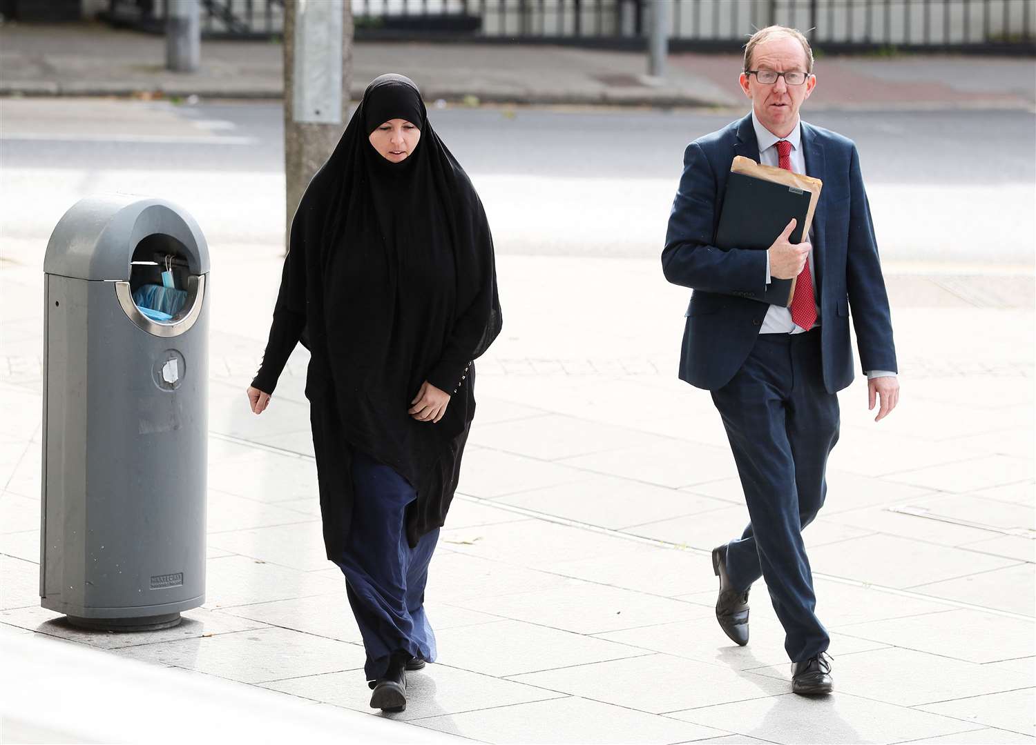 Lisa Smith arrives at Dublin District Court with her solicitor Peter Corrigan (Brian Lawless/PA)