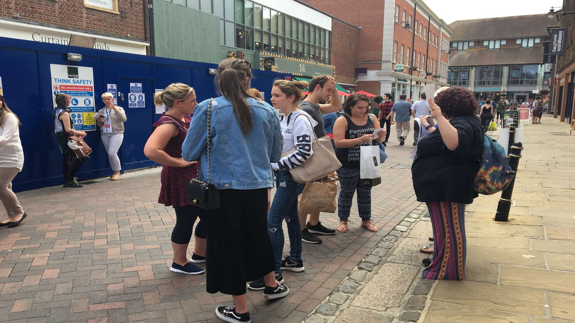 Lots of people discussed their views at the anti-abortion campaign