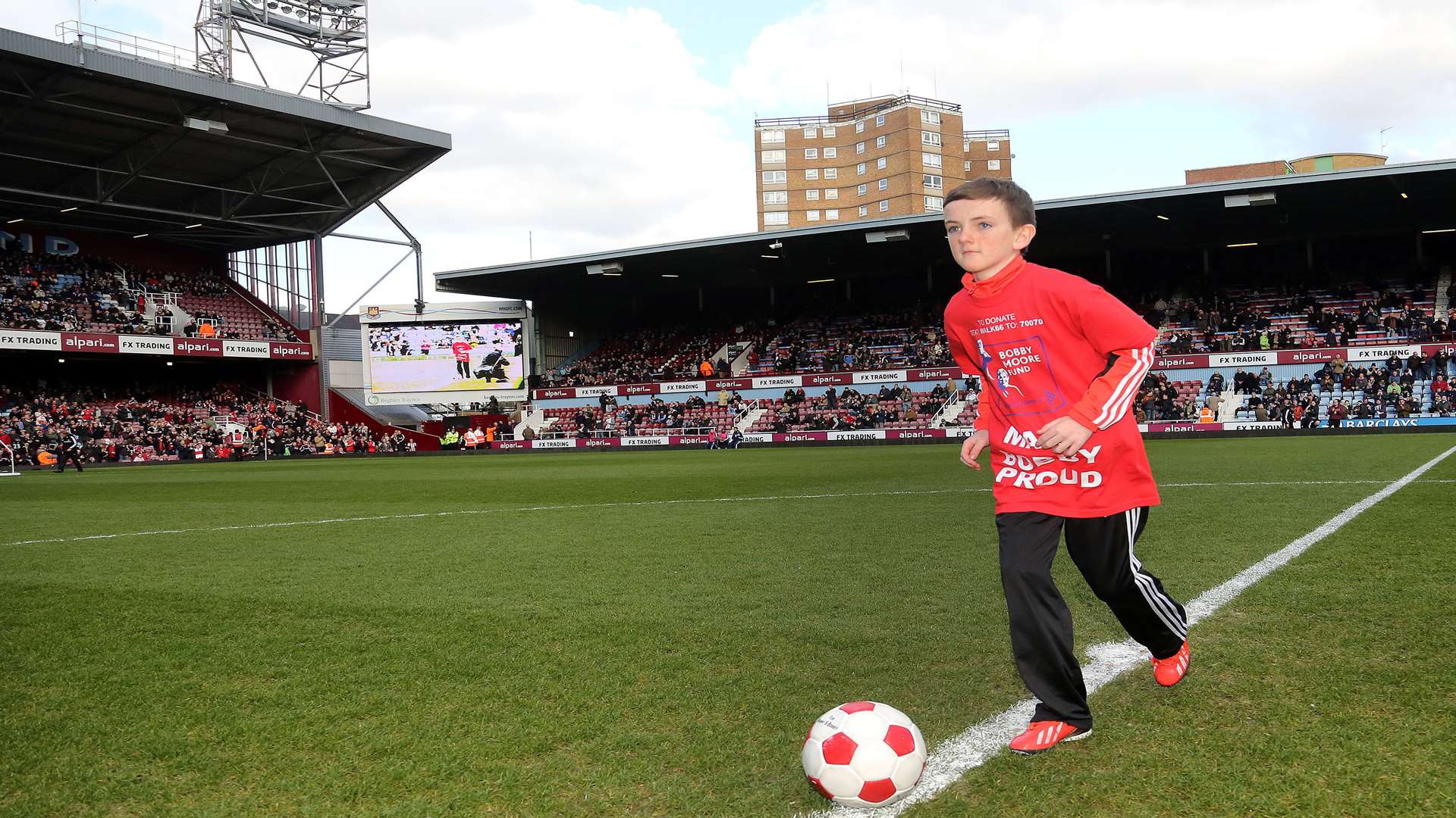 Jonjo at Upton Park