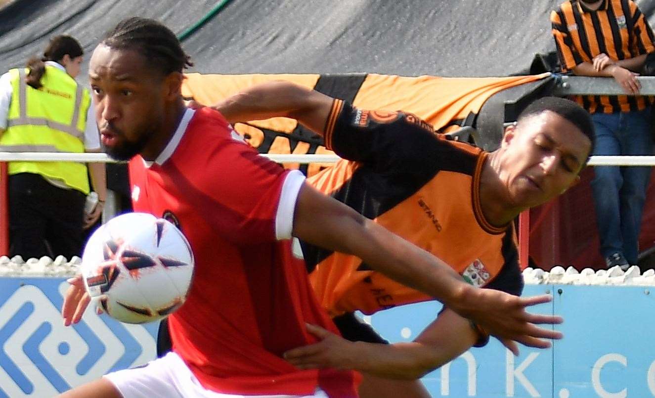 Ebbsfleet striker Kwame Thomas up against ex-Fleet defender Myles Kenlock. Picture: Ed Miller/EUFC