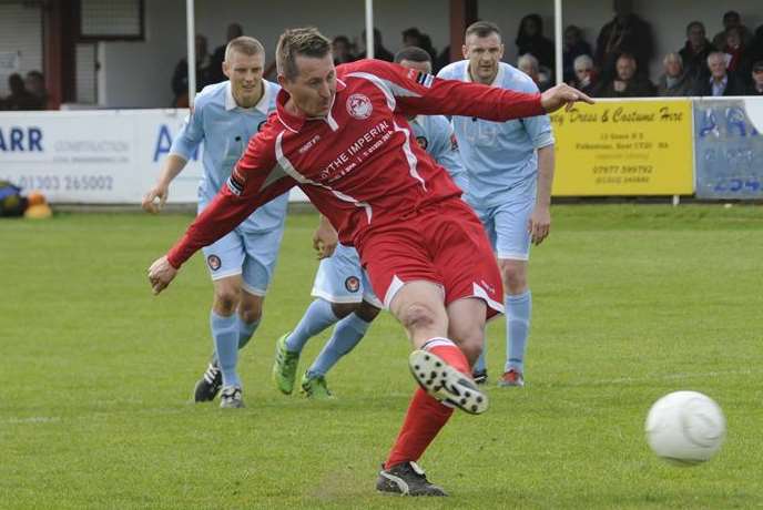 Resultado de imagem para  Hythe Town Football Club