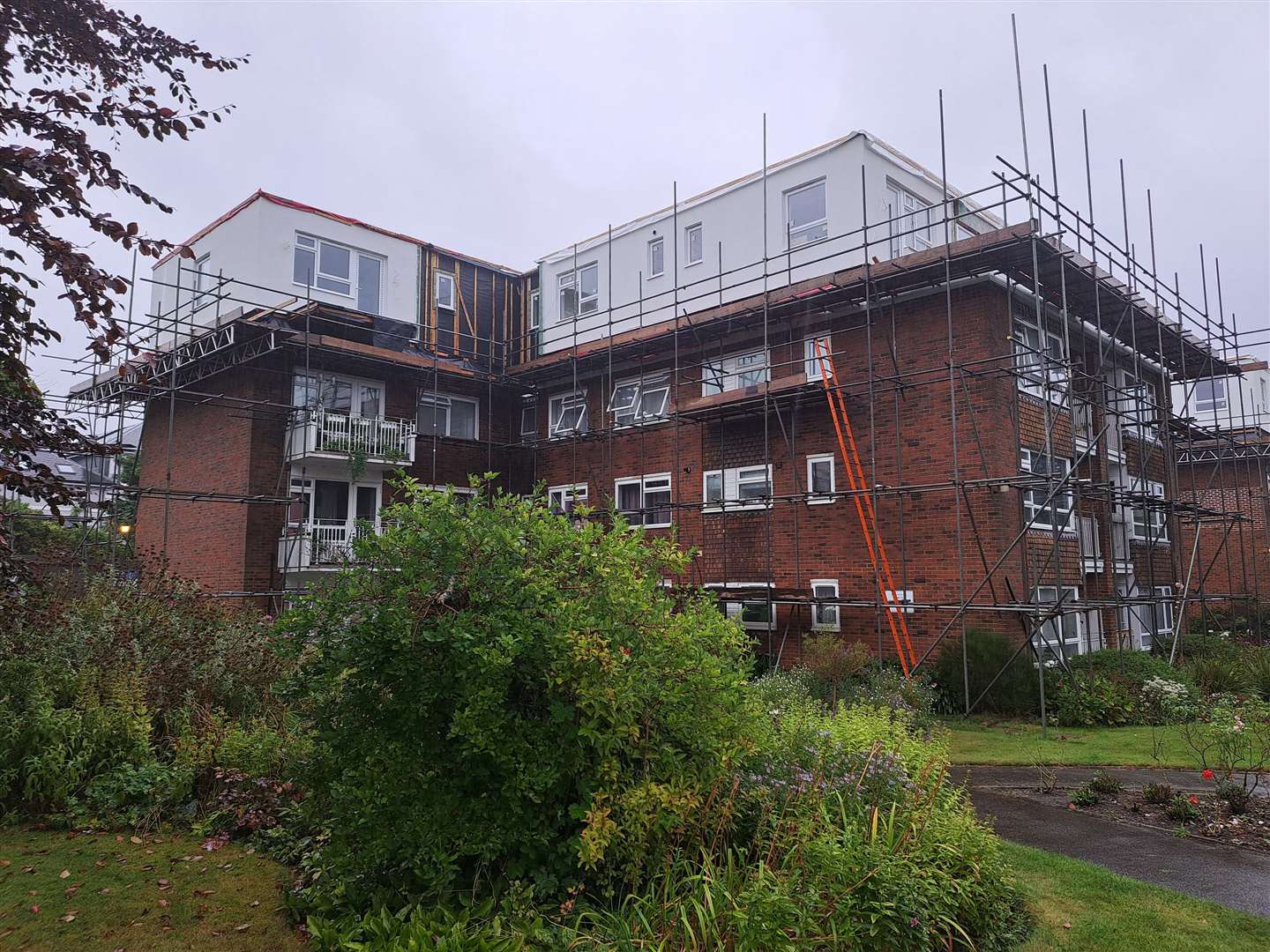 Work is underway to add an extra floor to Hamilton Court in Tunbridge Wells