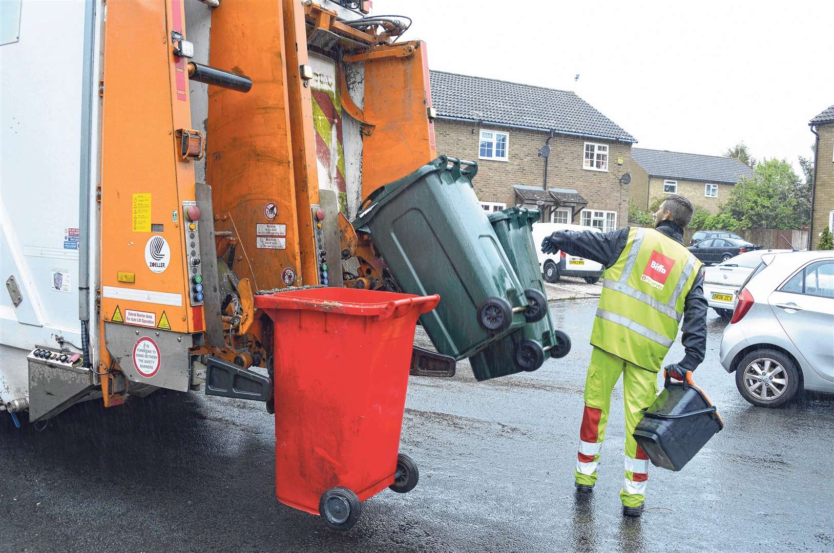 Binmen collecting rubbish (5597813)