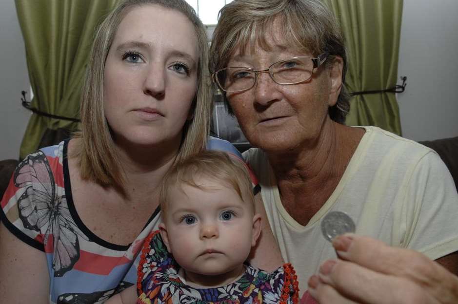 Amanda McLoughlin and daughter Willow with gran Janet Chilmaid