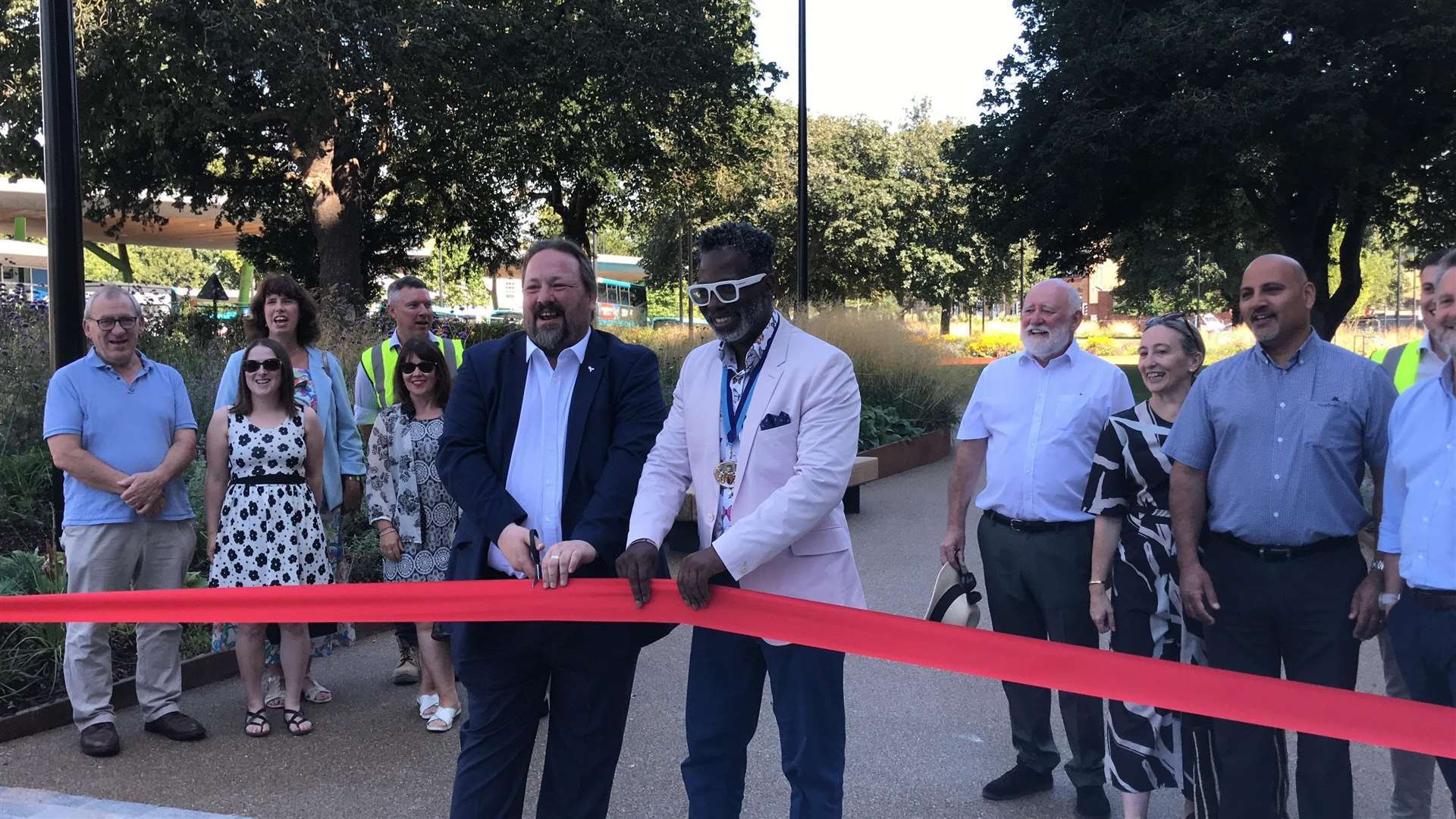 Council leader Vince Maple (Lab) and deputy mayor Douglas Hamandishe (Lab) cut the ribbon on the new Paddock which is open today, along with council staff and members of the design and construction teams