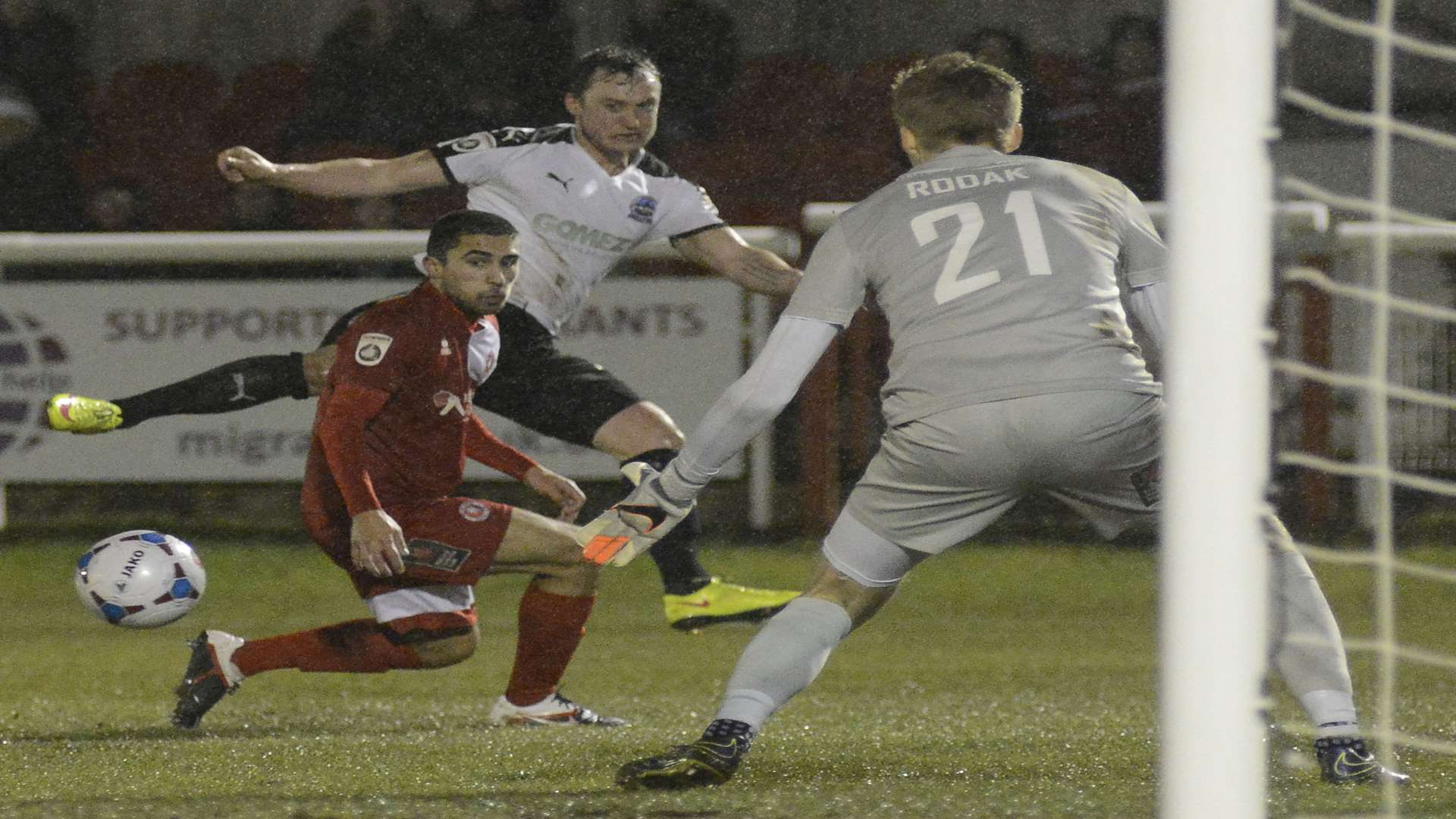 Dover pile on the pressure against Welling. Picture: Paul Amos